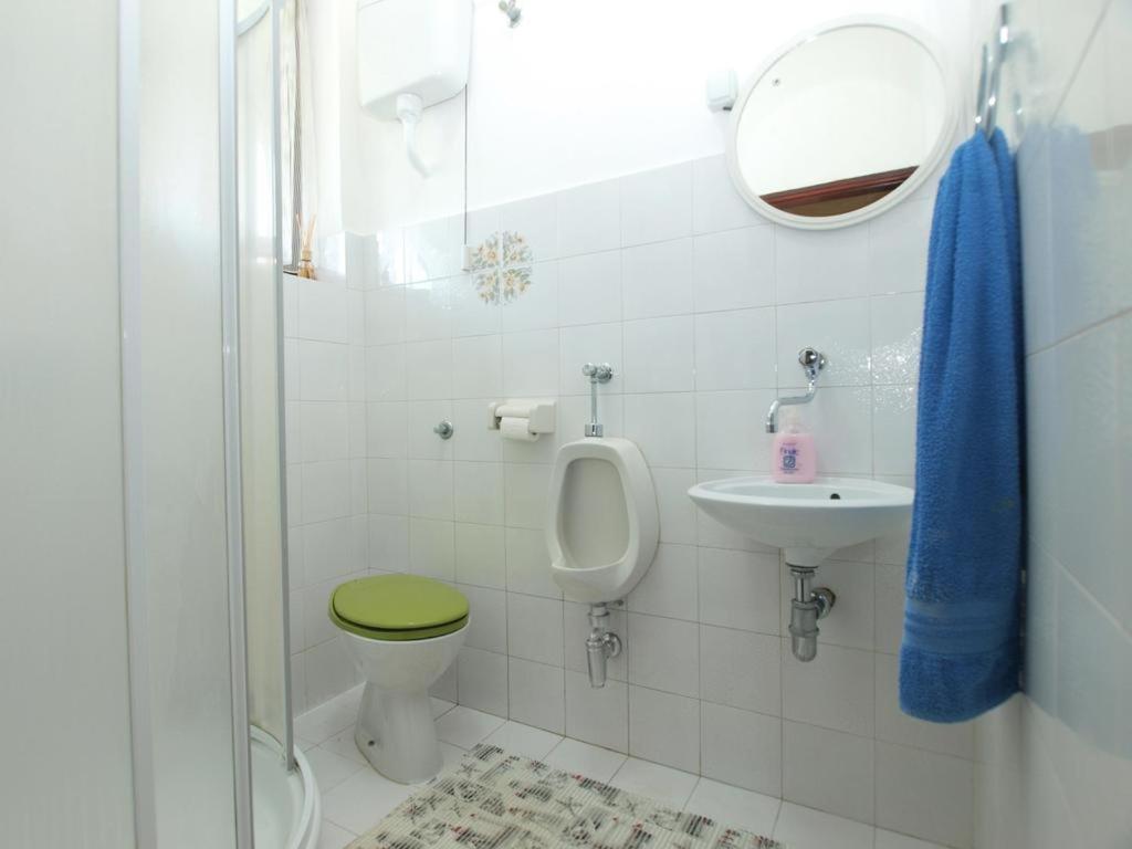 Apartment Tigo - 2 Bedrooms, 2 Bathrooms, Terrace And Big Garden Fazana Exterior photo